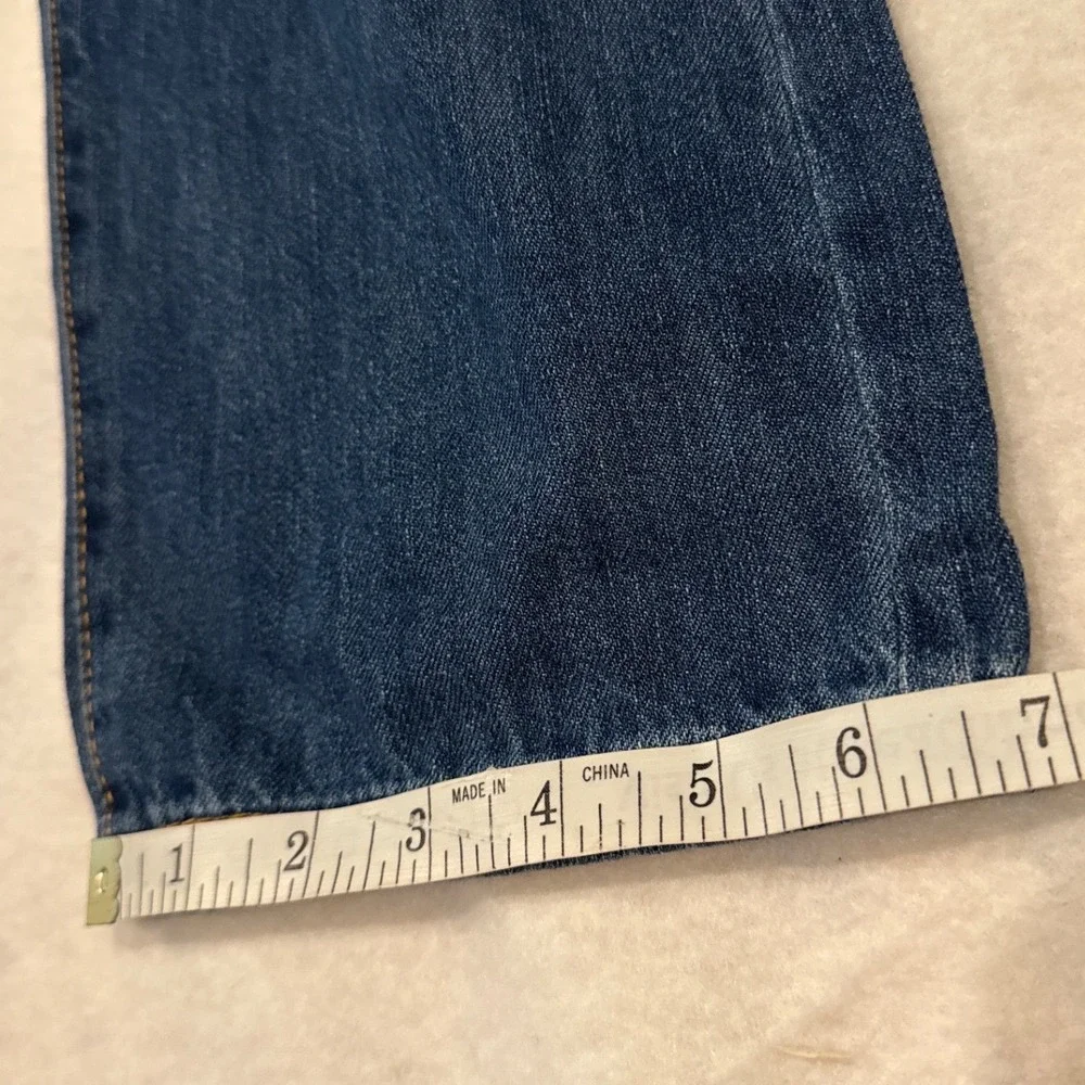 Levis Middy straight Jeans women's 30x30 good grades Blue Denim Medium Wash NWT